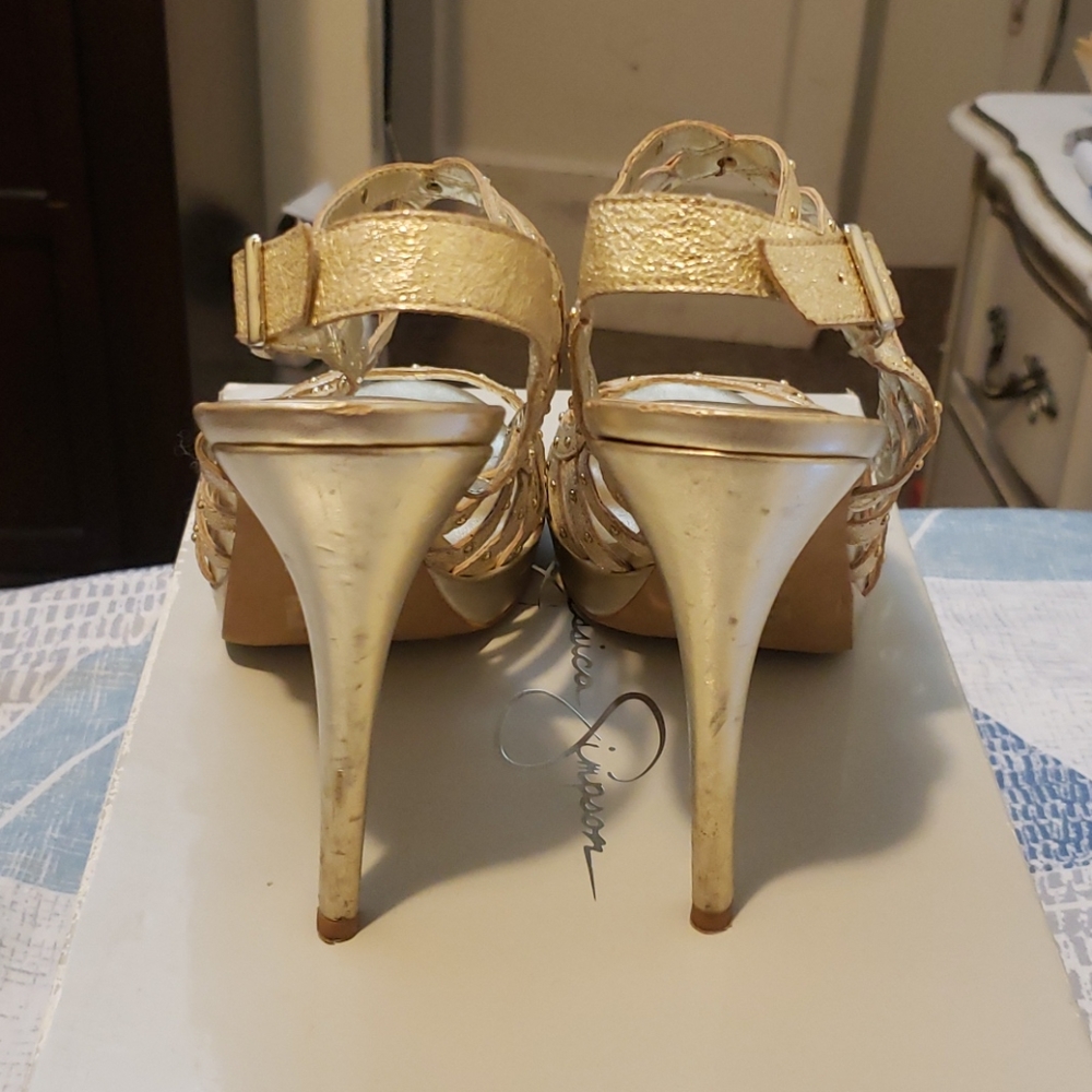 Jessica Simpson Heels - Picture 4 of 8